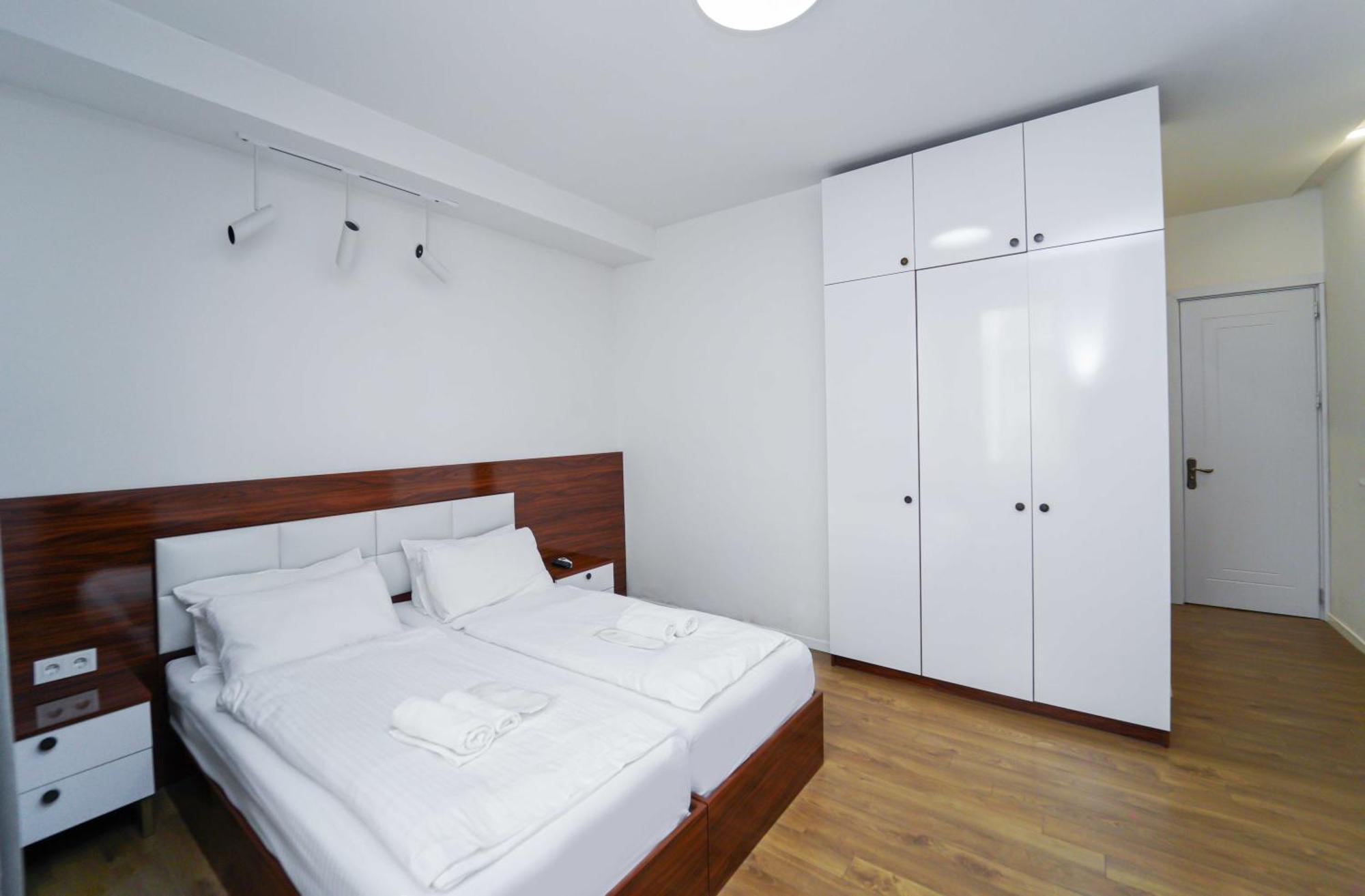 Hotel Type Rooms On Avenue Melikishvili, City Center Tbilisi Exterior photo